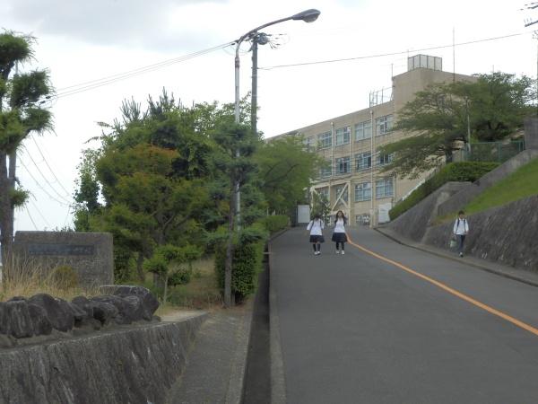 高槻市安岡寺町4丁目の土地(高槻市立第九中学校)