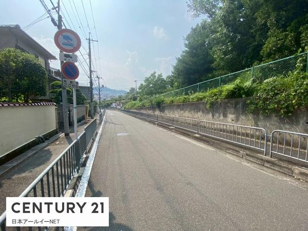 高槻市安岡寺町４丁目の土地
