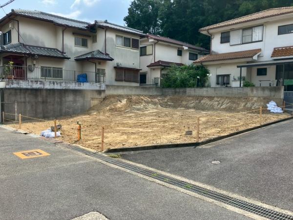 高槻市日吉台三番町の土地