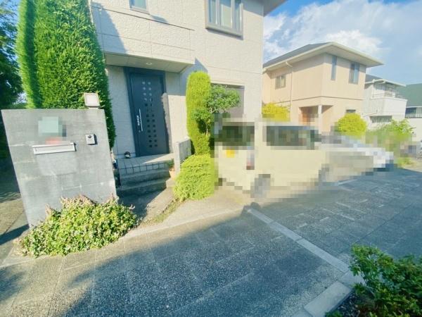 高槻市花林苑の中古一戸建