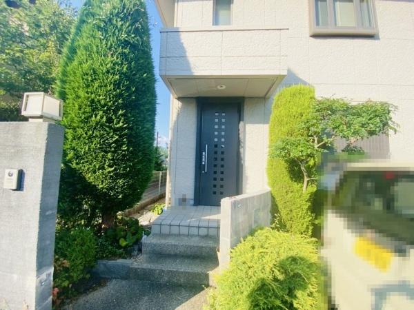 高槻市花林苑の中古一戸建て