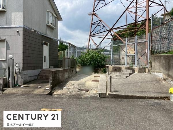 高槻市安岡寺町４丁目の土地