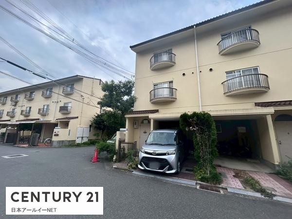 高槻市宮之川原４丁目の中古一戸建て
