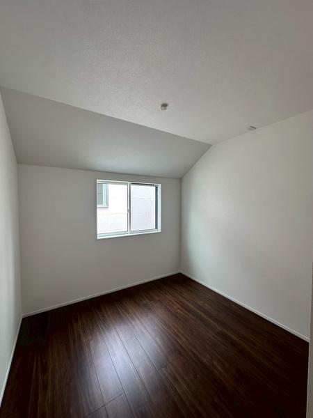 高槻市安岡寺町２丁目の新築一戸建