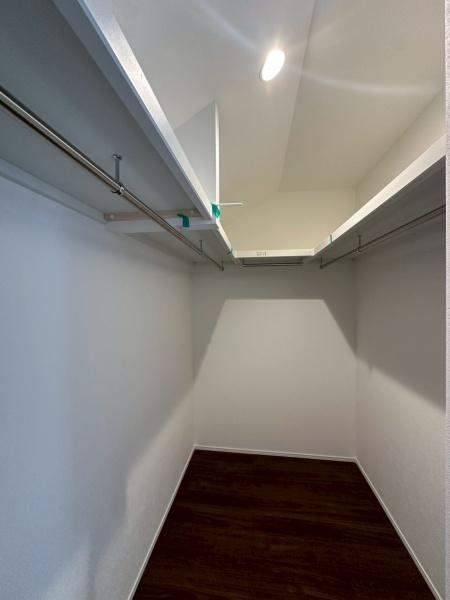 高槻市安岡寺町２丁目の新築一戸建