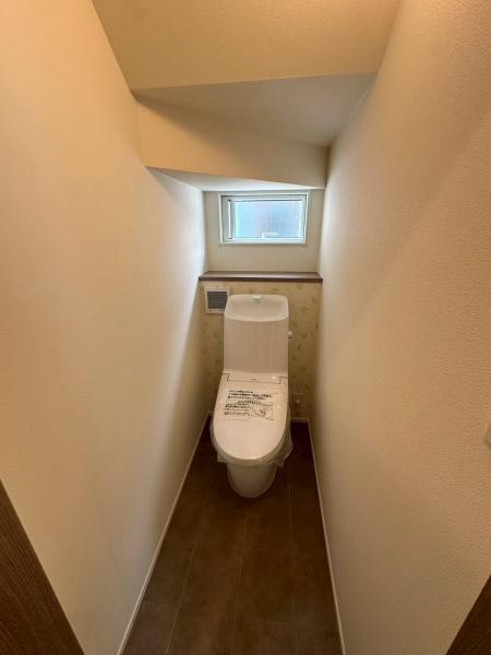 高槻市安岡寺町２丁目の新築一戸建