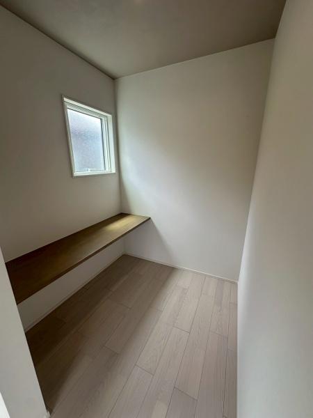 高槻市安岡寺町２丁目の新築一戸建