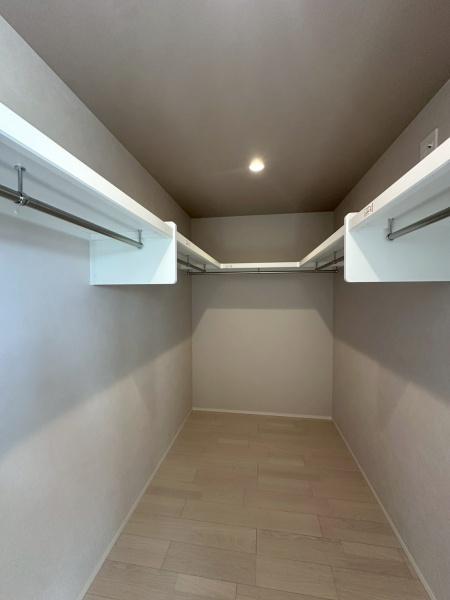 高槻市安岡寺町２丁目の新築一戸建