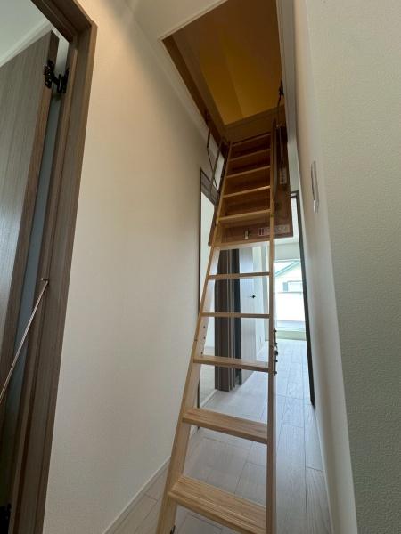 高槻市安岡寺町２丁目の新築一戸建