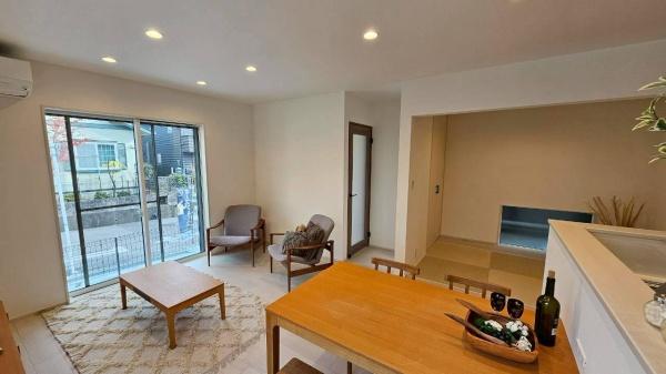 高槻市安岡寺町２丁目の新築一戸建