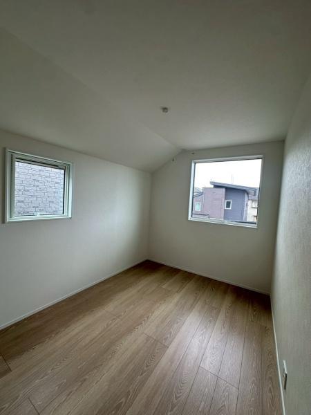 高槻市安岡寺町２丁目の新築一戸建