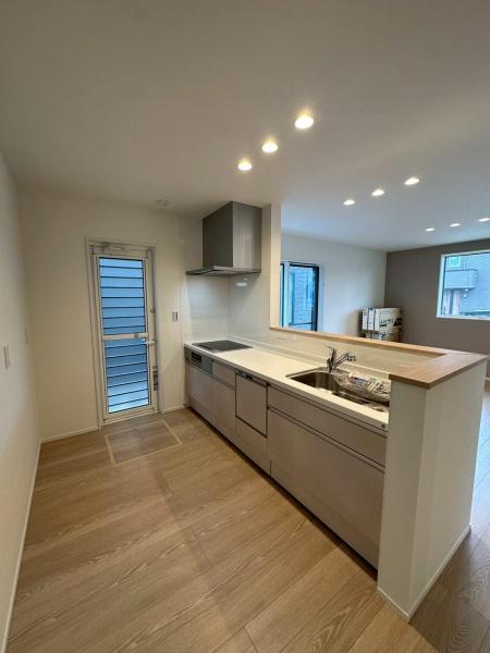 高槻市安岡寺町２丁目の新築一戸建