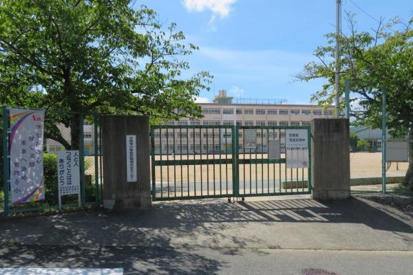 高槻市芝谷町の土地(高槻市立安岡寺小学校)