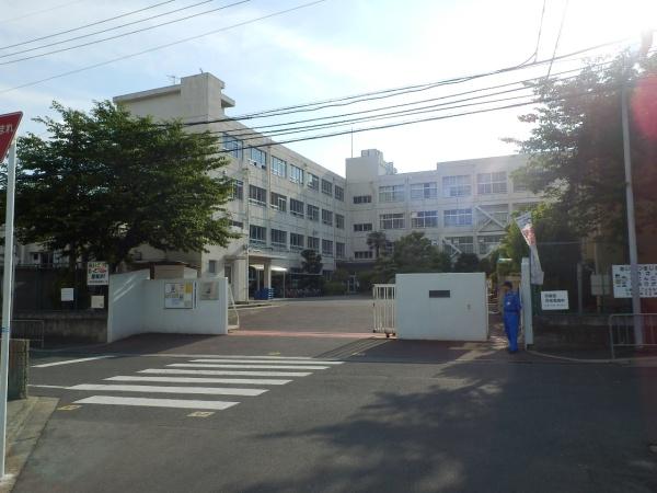 高槻市氷室町１丁目の土地(高槻市立郡家小学校)