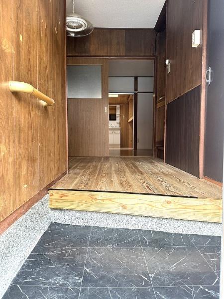京都市山科区西野左義長町の中古一戸建て