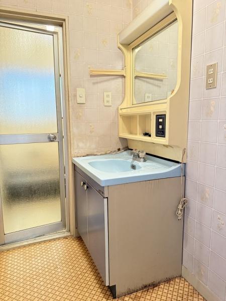 京都市山科区西野広見町の中古一戸建て