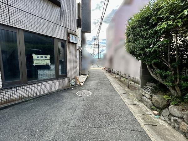 京都市山科区四ノ宮神田町の店舗付住宅