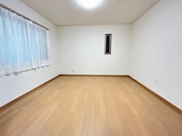 京都市山科区西野野色町の中古一戸建て