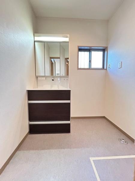 京都市山科区西野野色町の中古一戸建て