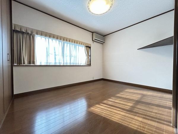 京都市山科区川田御出町の中古一戸建て