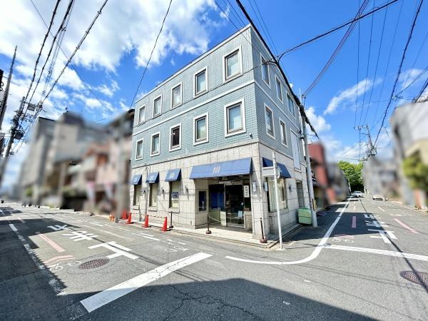京都市中京区三本木町の店舗付住宅