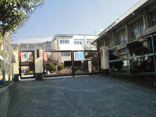 京都市山科区小山北林町の土地(京都市立大塚小学校)