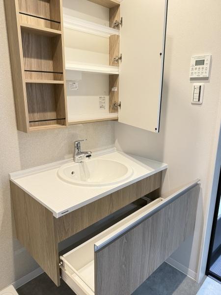 京都市山科区東野南井ノ上町の新築一戸建