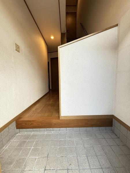 京都市山科区西野楳本町の中古一戸建て