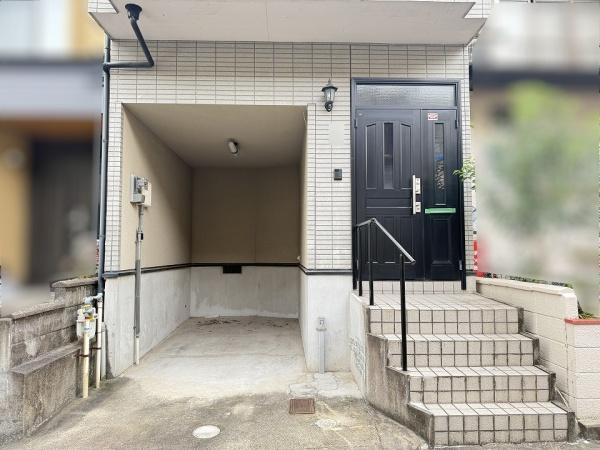 京都市山科区西野楳本町の中古一戸建て