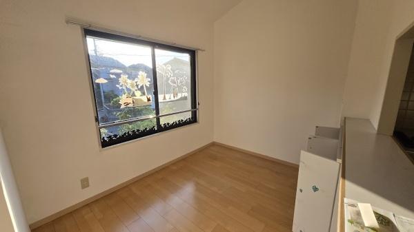 ガーデンヒルズ三日市(リビング)