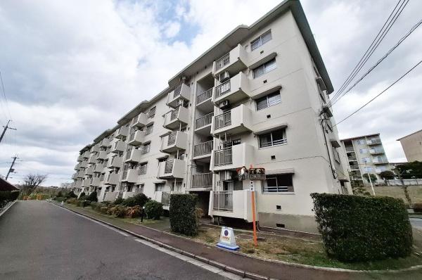 泉北原山台第二次団参号棟