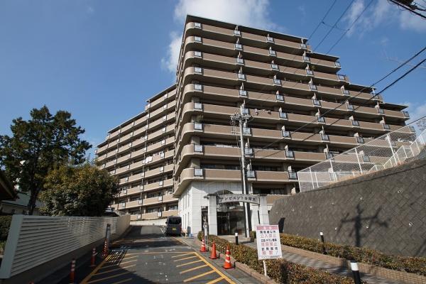 アンビエント金剛東ガーデンコート