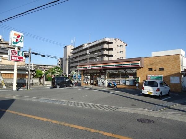 泉北若松台AB住宅弐号棟(セブンイレブン堺若松台1丁店)