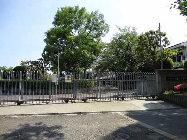リベラス21 12棟(富田林市立藤陽中学校)