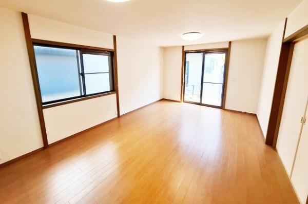 富田林市小金台４丁目の中古一戸建て