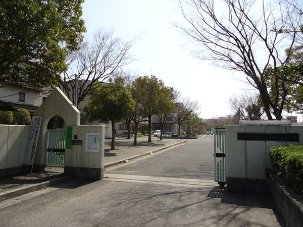 ライオンズマンション金剛(大阪狭山市立第七小学校)