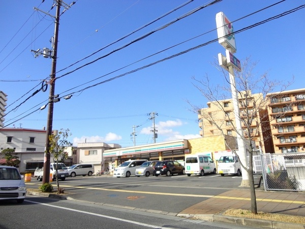 パークコート貴望ヶ丘(セブンイレブン河内長野楠町西店)