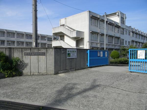 堺市南区庭代台4丁の中古一戸建て(堺市立庭代台中学校)