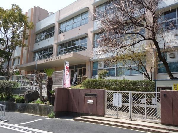 藤和さやまハイタウンB棟(大阪狭山市立西小学校)