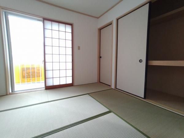 泉南郡熊取町朝代西４丁目の中古一戸建て