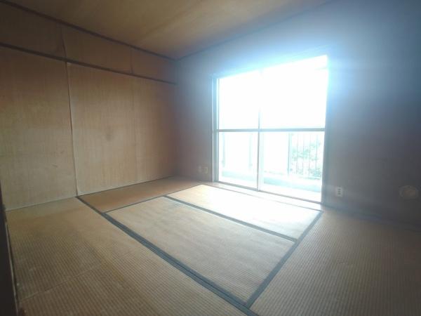 千代田第二住宅8号棟