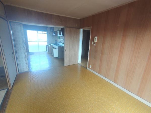 千代田第二住宅8号棟