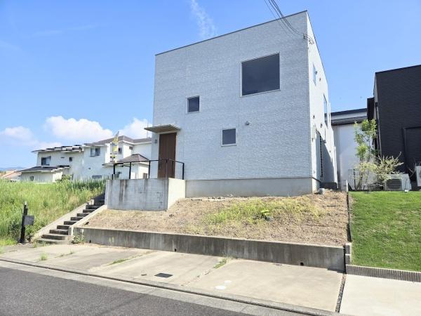 泉南郡熊取町つばさが丘北２丁目の中古一戸建