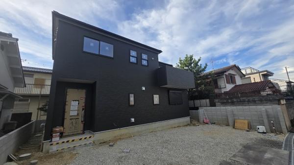 富田林市東板持三丁目新築戸建