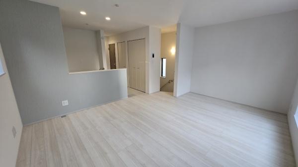 大阪狭山市池尻北1丁目　全2区画　新築一戸建　①号棟