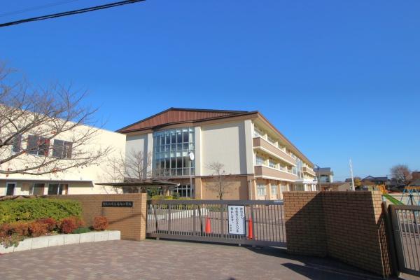 東松山市大字毛塚の土地(東松山市立高坂小学校)