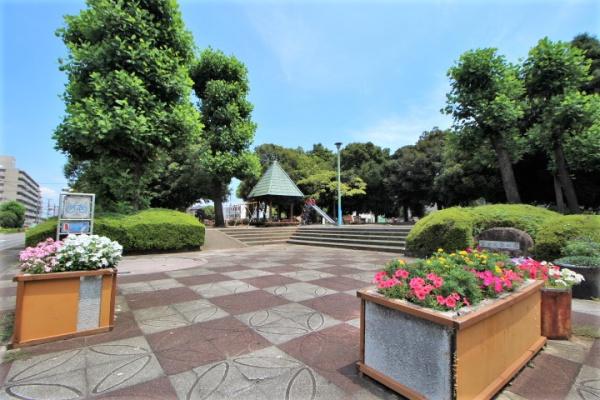 若葉グリーンプラザ参番館(富士見南児童公園)