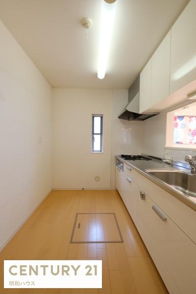 坂戸市関間３丁目の中古一戸建て