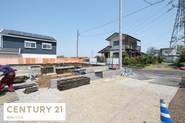日高市中鹿山２期　新築分譲住宅　全３棟