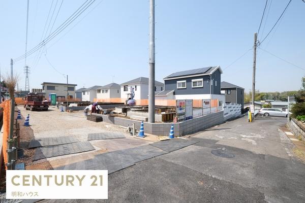 日高市中鹿山２期　新築分譲住宅　全３棟